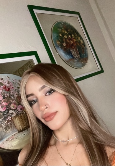 Portrait used in a PeachVideo conversation preview